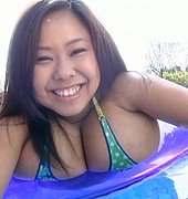 Busty_Asians_10.jpg