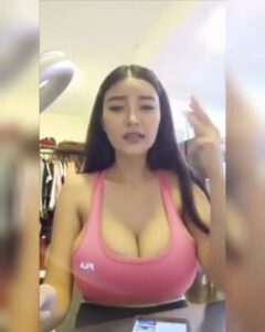 Faii_Orapun big breasts in pink top